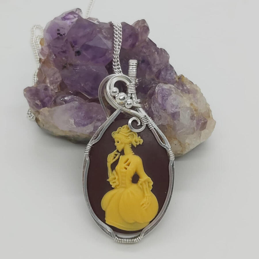 Cameo Silhouette